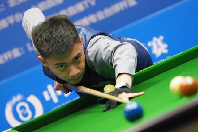 那个初出茅 那个初出茅